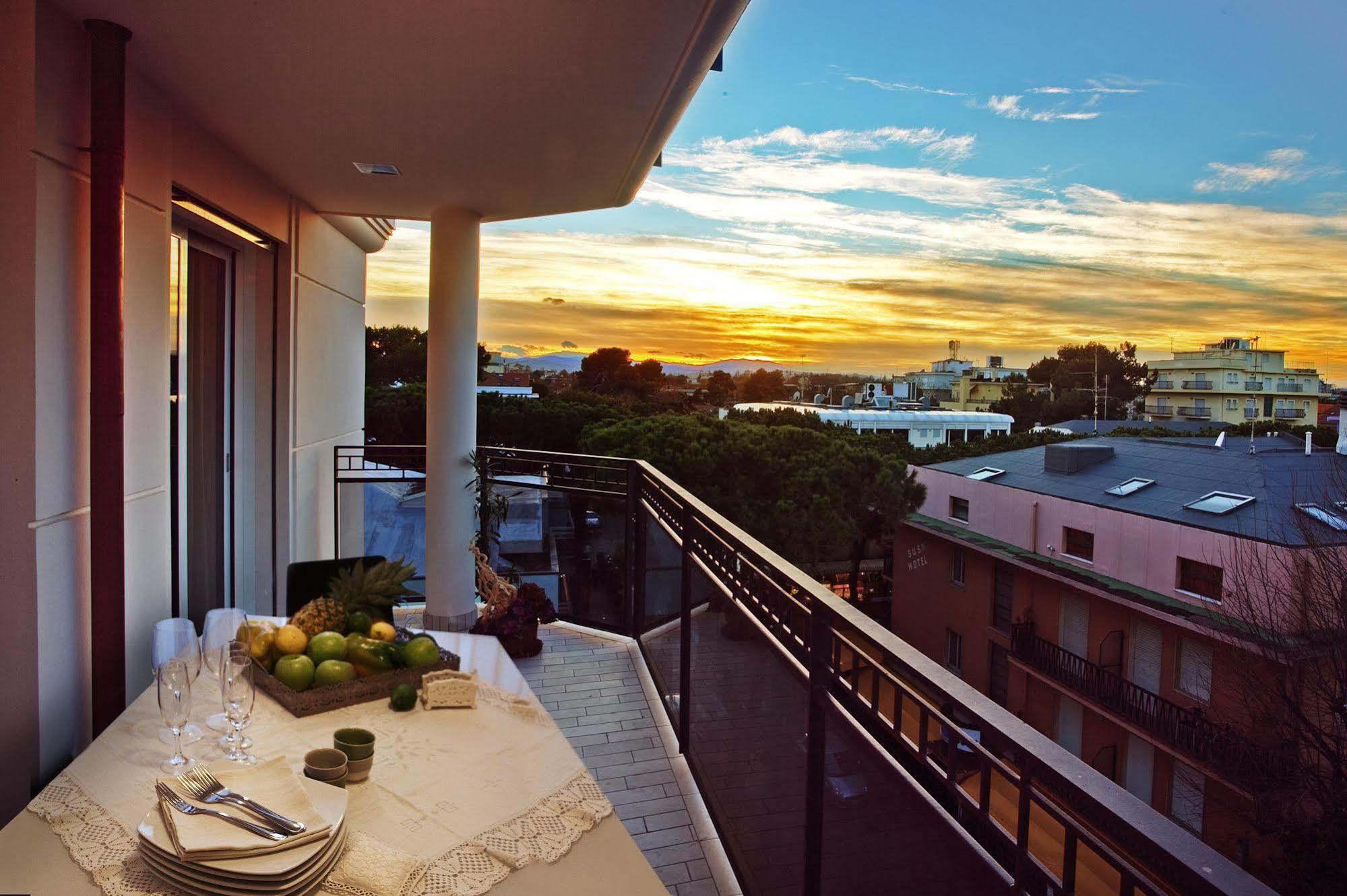 D-Place Hotel & Suite Riccione Ngoại thất bức ảnh
